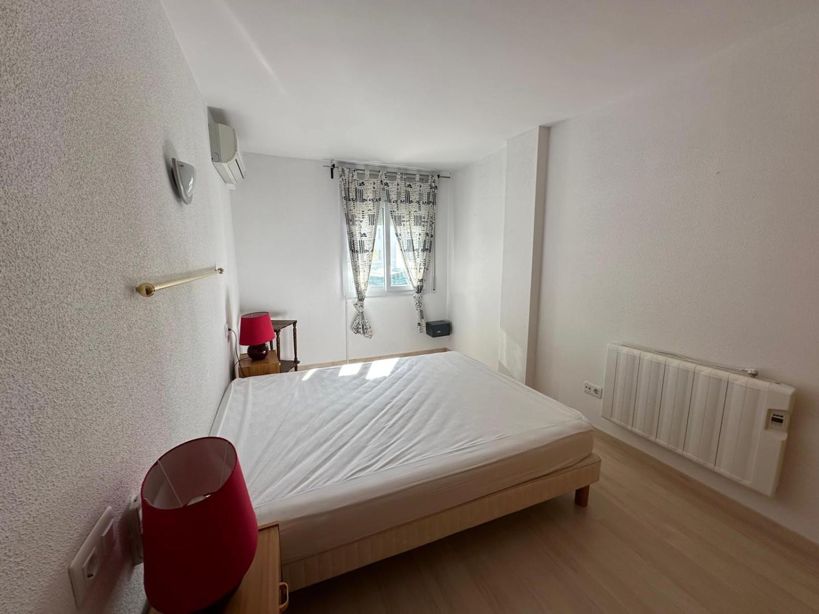 Bonito Piso En Roses Con Piscina Y Parking Av-66 Lägenhet Exteriör bild